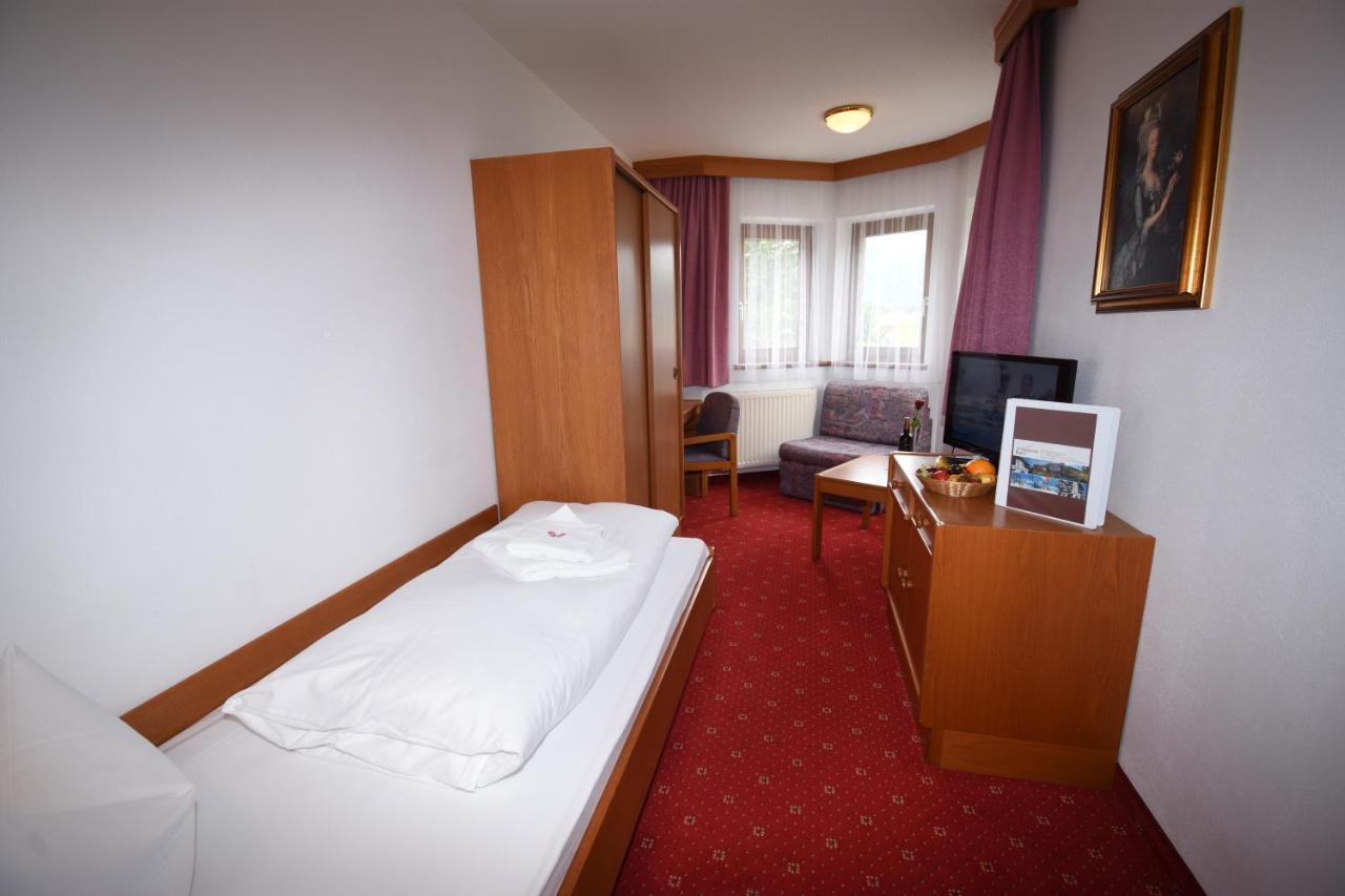 Hotel Goldenes Kreuz Tannheim Ngoại thất bức ảnh